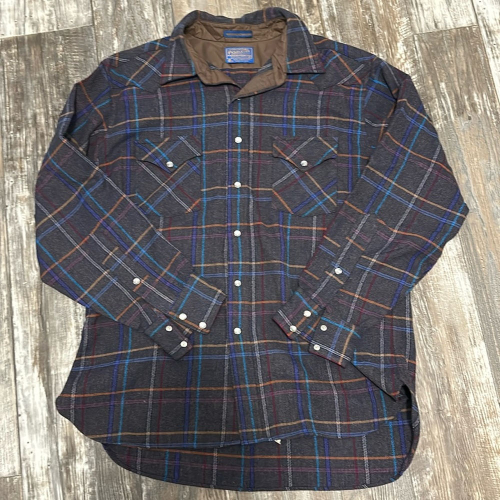 Vintage pendlenton 100% wool made in usa button up shirt